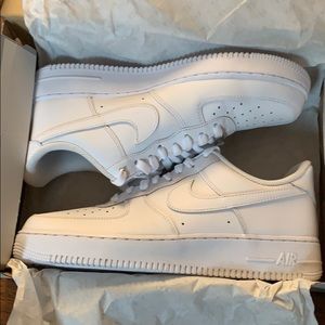 Nike AirForce 1 [MEN’s 10]